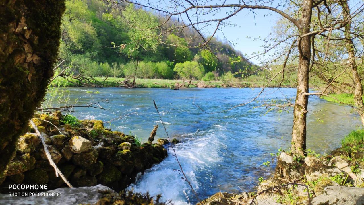 Smaragd River Near Rastoke & Plitvice Lakes Slunj Dış mekan fotoğraf