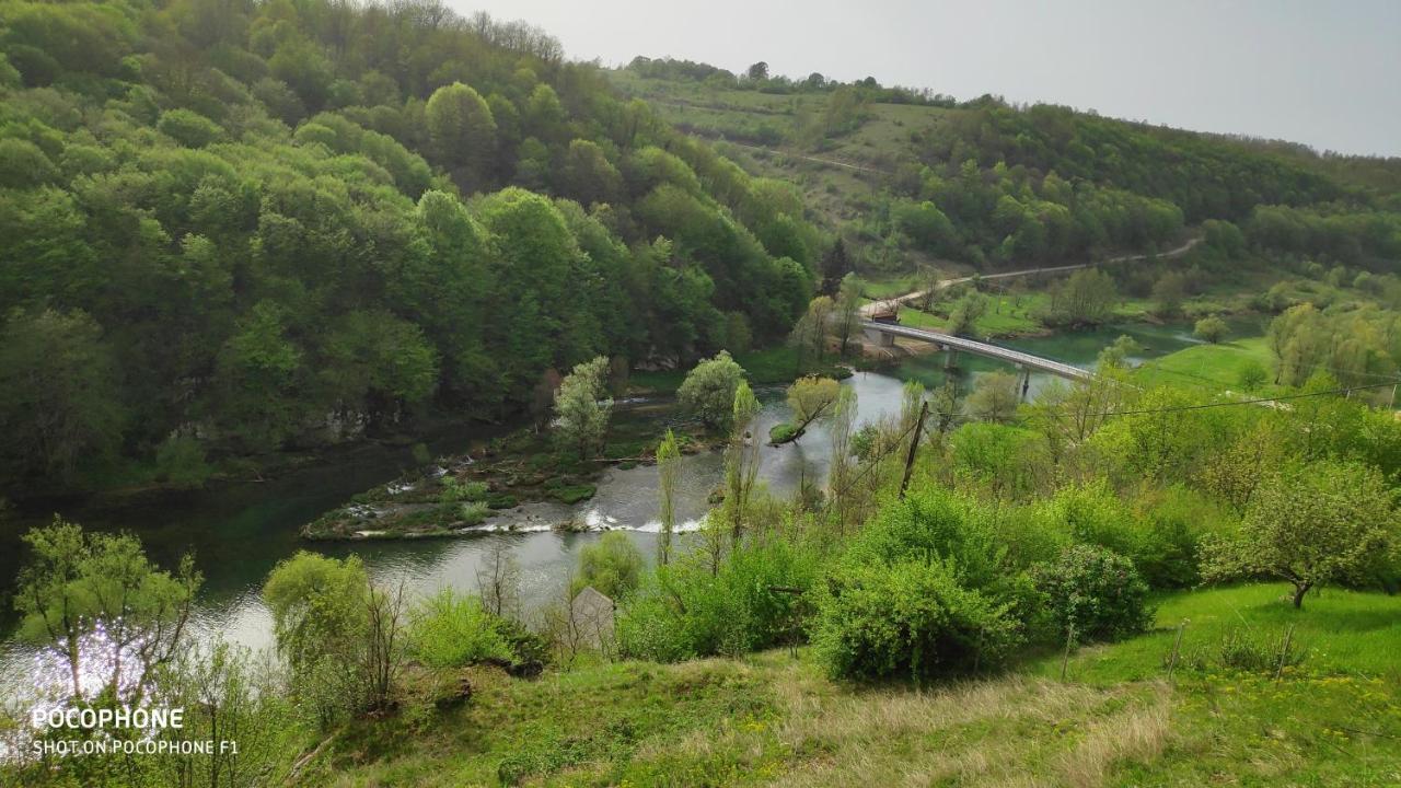 Smaragd River Near Rastoke & Plitvice Lakes Slunj Dış mekan fotoğraf